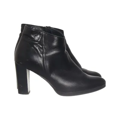 Bottes à talons (Noir) de Helen Billkrantz