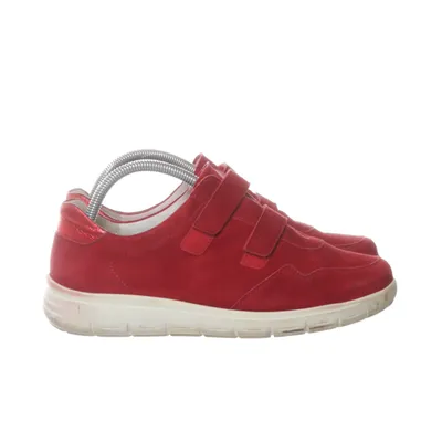 Sneakers (Red) from Vamos