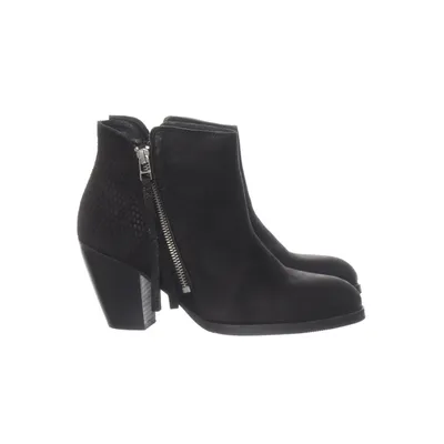 Bottes à talons (Noir) de Sacha Essentials