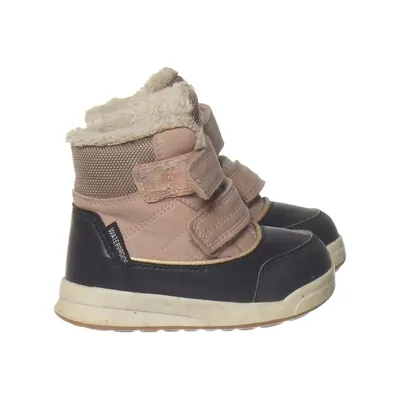 Laced boots (Black, Pink, Multicolored) from Linear of Sweden