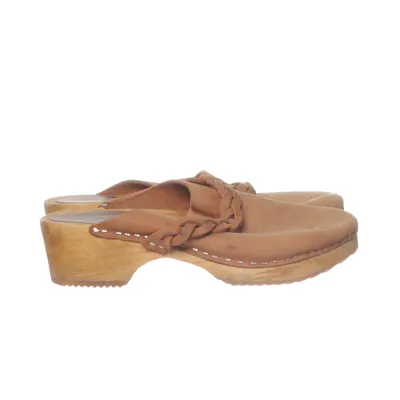 Träskor (Brun) från Moheda