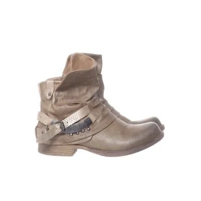 Boots (Brun) från Juliet