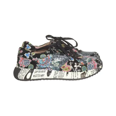 Sneakers (Burton 45) fra Laura Vita Læder