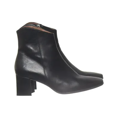 Heeled boots (Black) from Wonders