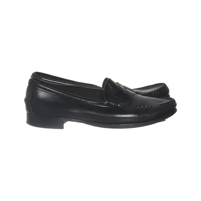 Loafers (Black) from Minnetonka