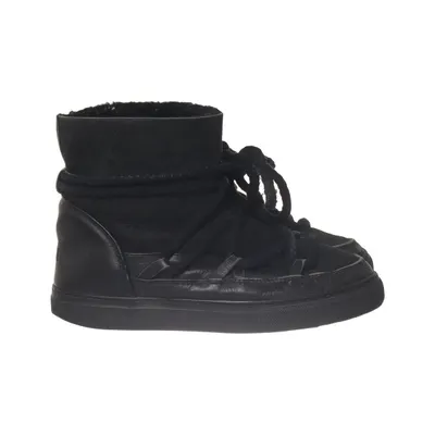 Laced boots (Black) from Inuikii