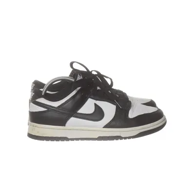 Sneakers (Dunk Low) från Nike