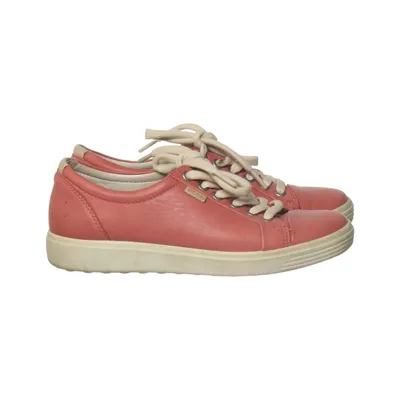 Sneakers (Pink) from Ecco Polyurethane