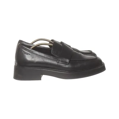 Loafers (Black) from Vagabond