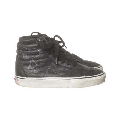 Sneakers (Black) from Vans