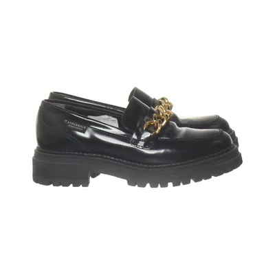 Loafers (Black) from Stockholm Design Group