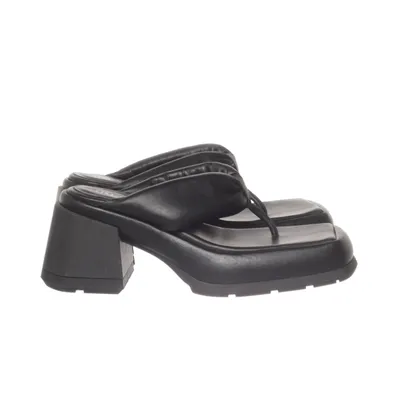 Sandaler (Svart) från Miista