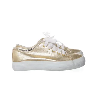 Canvas shoes (Gold) from Vty