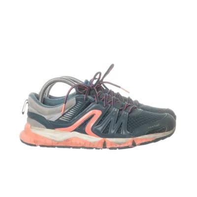 Trainers (Turquoise) from New Feet