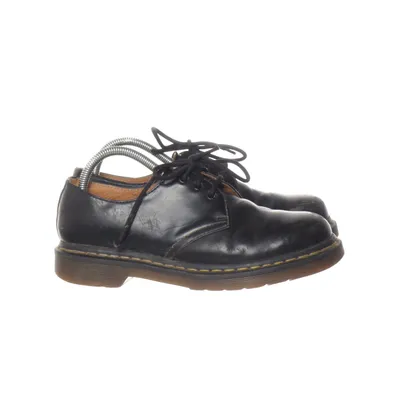 Derbyskor (1461) från Dr. Martens