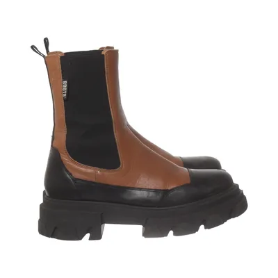 Chelsea boots (Brown, Black) from Roots Leather