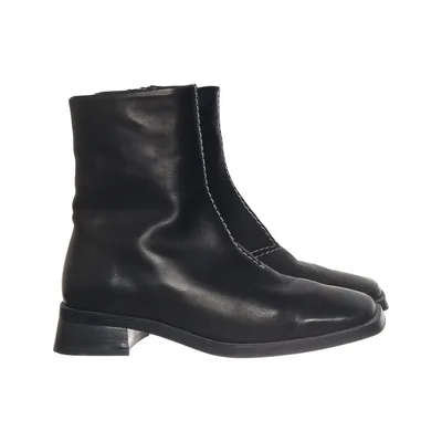 Boots (Svart) från Miista Skinn