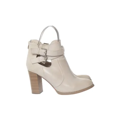 Laarzen met hak (Beige) van Kayla Shoes