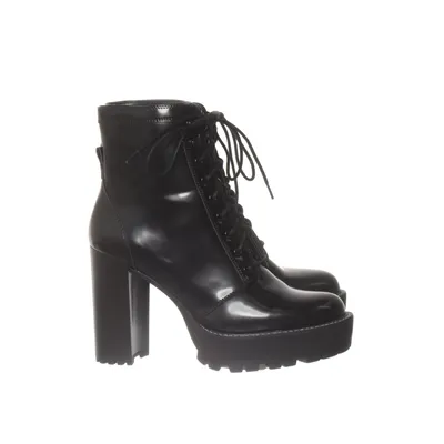 Bottes à lacets (Noir) de Bershka