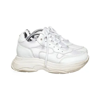 Sneakers (White) from Agnes Cecilia