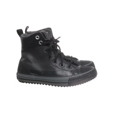 Laced boots (Black) from Converse