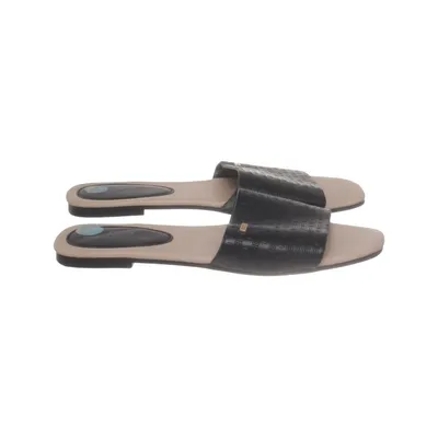 Slip-ins (Black, Beige) from Basile