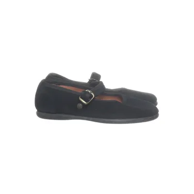 Walking shoes (Black) from La Coqueta