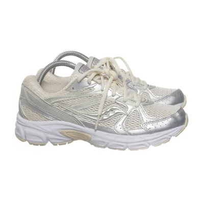 Sneakers (S60812-2) från Saucony