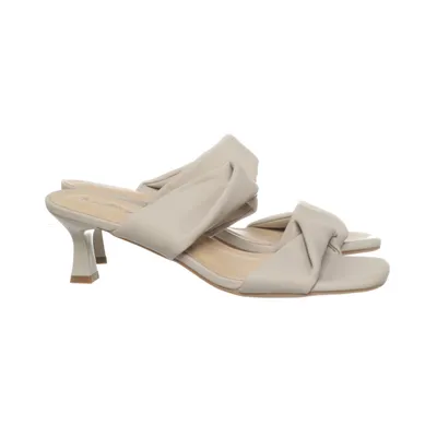 Mules (Beige) from Alley