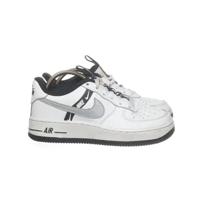 Sneakers (Air Force 1) från Nike