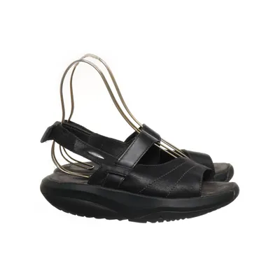 Sandaler (Svart) från MBT Skinn