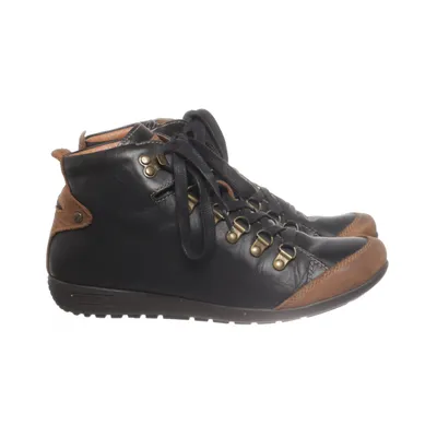 Hiking boots (Black, Brown) from Pikolinos