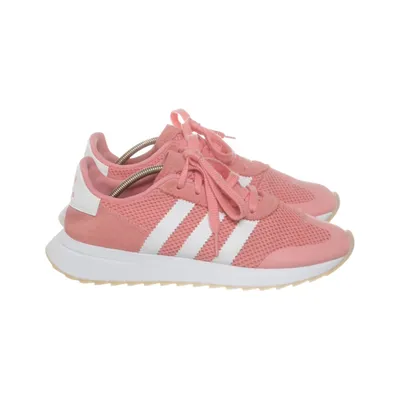 Baskets (Rose, Blanc) de Adidas