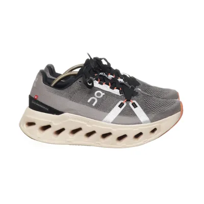 Running shoes (Gray, Black, Multicolored) from On