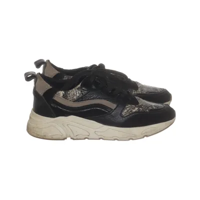 Sneakers (Black, Gray, Multicolored) from Poelman