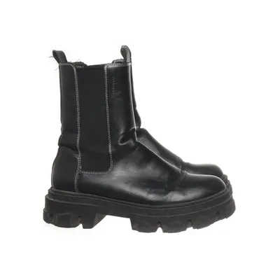 Chelsea boots (Black) from Attitude