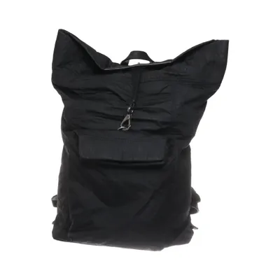 Backpack (Black) from Mismo