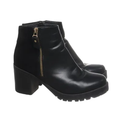 Heeled boots (Black) from Queen Vivi