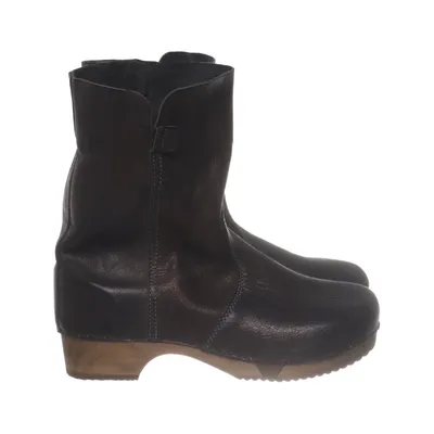Heeled boots (Black) from Sanita