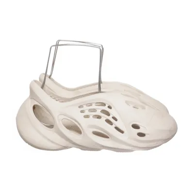 Sneakers (Yeezy foamrunner) från Adidas