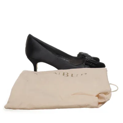 Klackskor (Svart) från Menbur