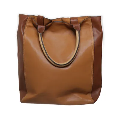 Axelremsväska (Brun) från Noella