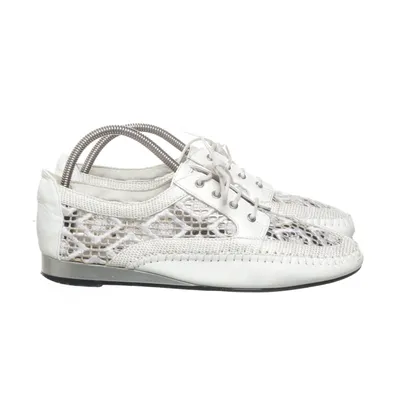 Walking shoes (White) from Barbarella