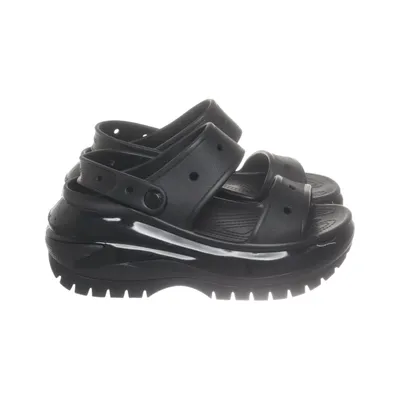 Chaussure compensées (Noir) de Crocs