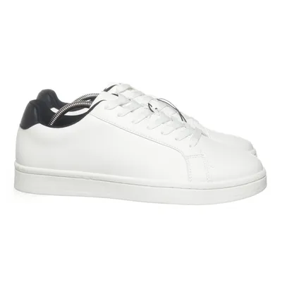 Sneakers (Wit) van Reserved Imitatieleer