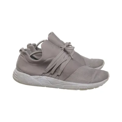 Trainers (Gray) from Arkk