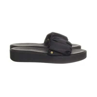 Slip-ins (Black) from Agnes Cecilia