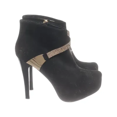 Heeled boots (Black) from Diamantique