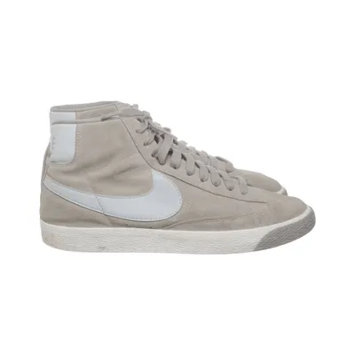Sneakers (Blazer Mid) from Nike