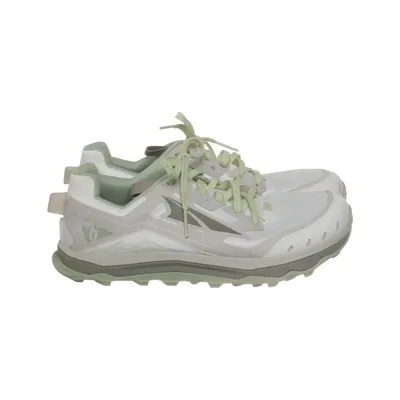 Hiking shoes (Lone Peak 6) from Altra